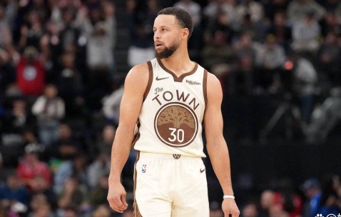 开云- 李景亮vs狼王回放 