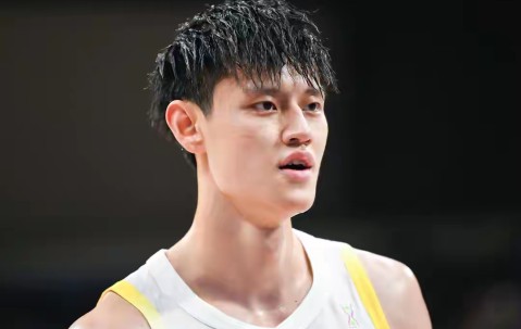 开云体育-包含巴特勒赛事官方发布战术调整新规，独行侠争议不断！的词条