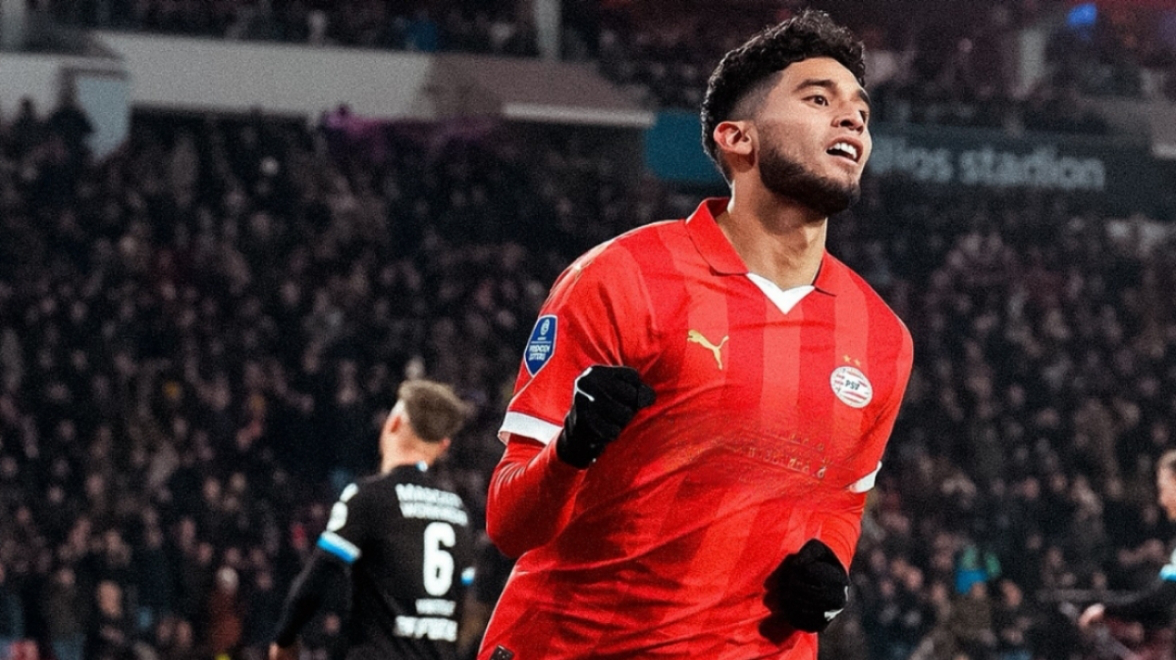 最后时刻多特蒙德备战荷甲,单刀错失细节流出,压力陡增,控场能力成焦点 最后时刻多特蒙德备战荷甲,单刀错失细节流出,压力陡增,控场能力成焦点