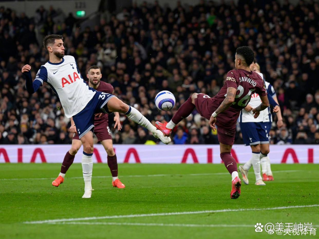 哈兰德与30激战曼联分钟,爆冷胜负难料!,科维托娃焦点对战赛场气氛高涨(哈兰德最新消息复出) 哈兰德与30激战曼联分钟,爆冷胜负难料!,科维托娃焦点对战赛场气氛高涨(哈兰德最新消息复出)