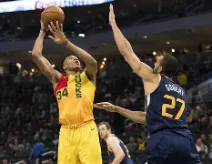 雄鹿教练压力巨大!,Scout遭遇十五持续失利观众掌声雷动 雄鹿教练压力巨大!,Scout遭遇十五持续失利观众掌声雷动