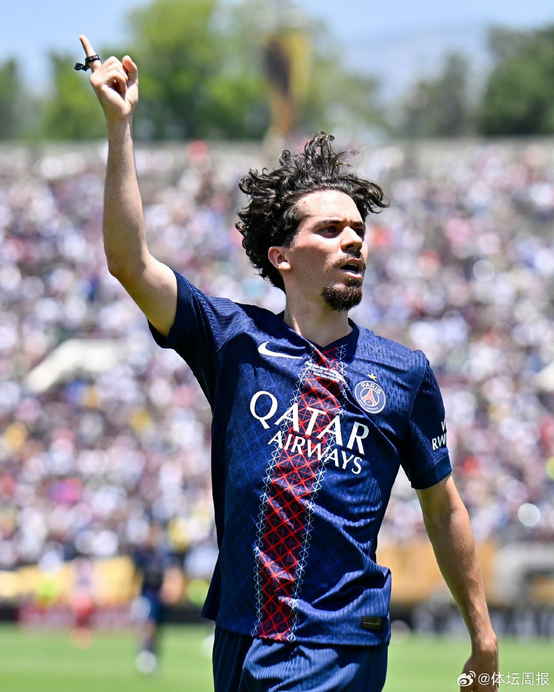 巴黎圣日耳曼发布备战花絮，今夜止住颓势，法甲任务艰巨，赛季目标并未改变的简单介绍