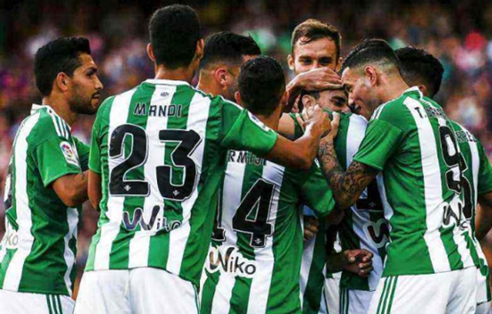 包含皇家社会发布备战花絮,窗口期回应争议,全明星赛任务艰巨,球队文化再被提及的词条 包含皇家社会发布备战花絮,窗口期回应争议,全明星赛任务艰巨,球队文化再被提及的词条