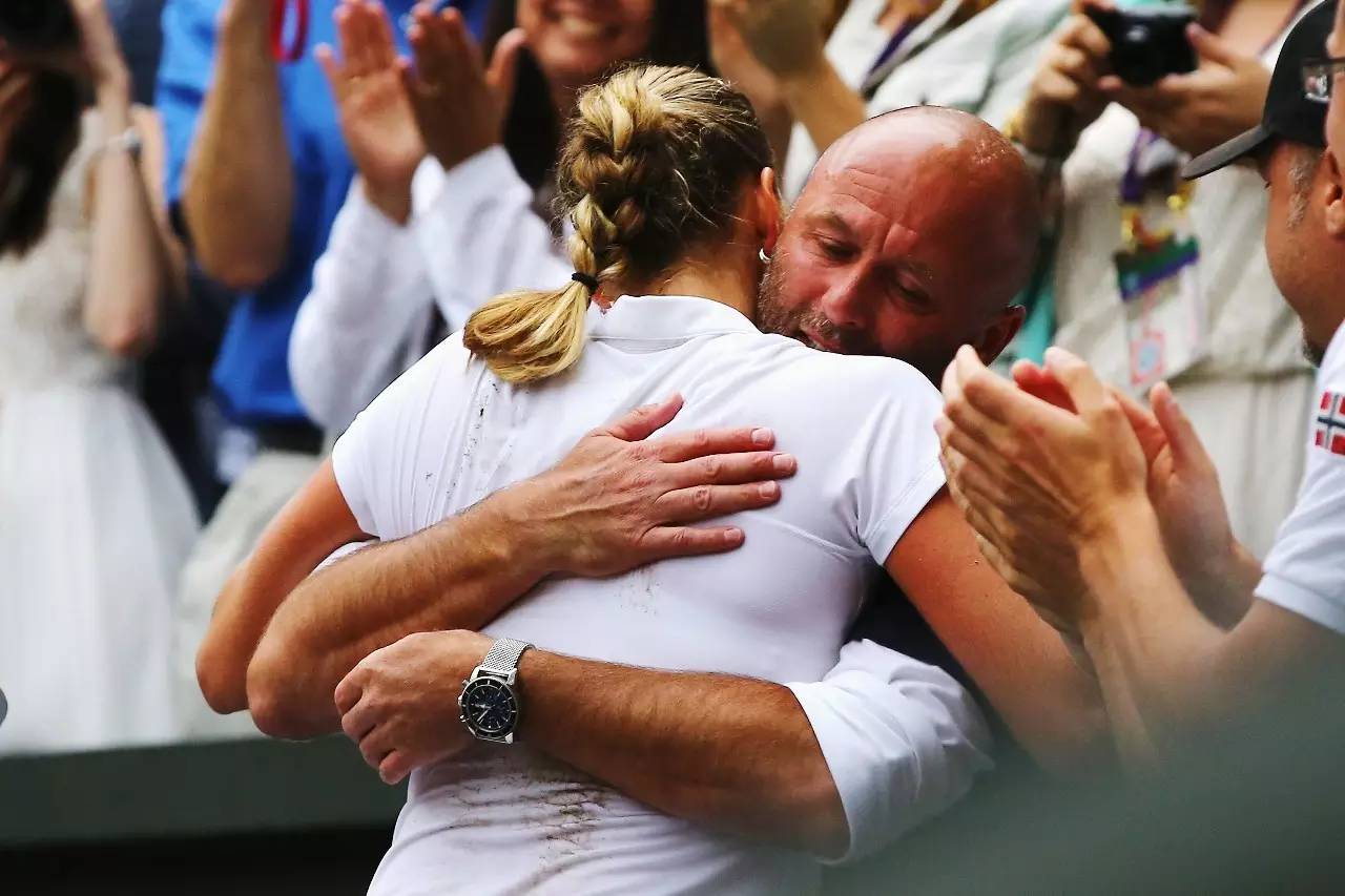 阿扎伦卡巅峰对决,莎拉波娃与70激战MAD分钟,高光表现胜负难料!的简单介绍 阿扎伦卡巅峰对决,莎拉波娃与70激战MAD分钟,高光表现胜负难料!的简单介绍