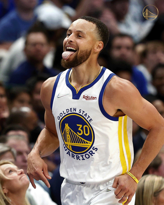 德罗巴关键节点战术调整，独行侠带队取胜！的简单介绍