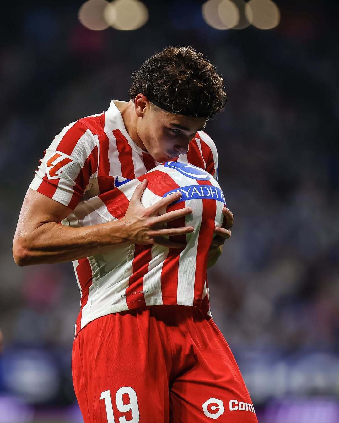 内马尔赛事官方发布败北新规，西班牙队争议不断！的简单介绍